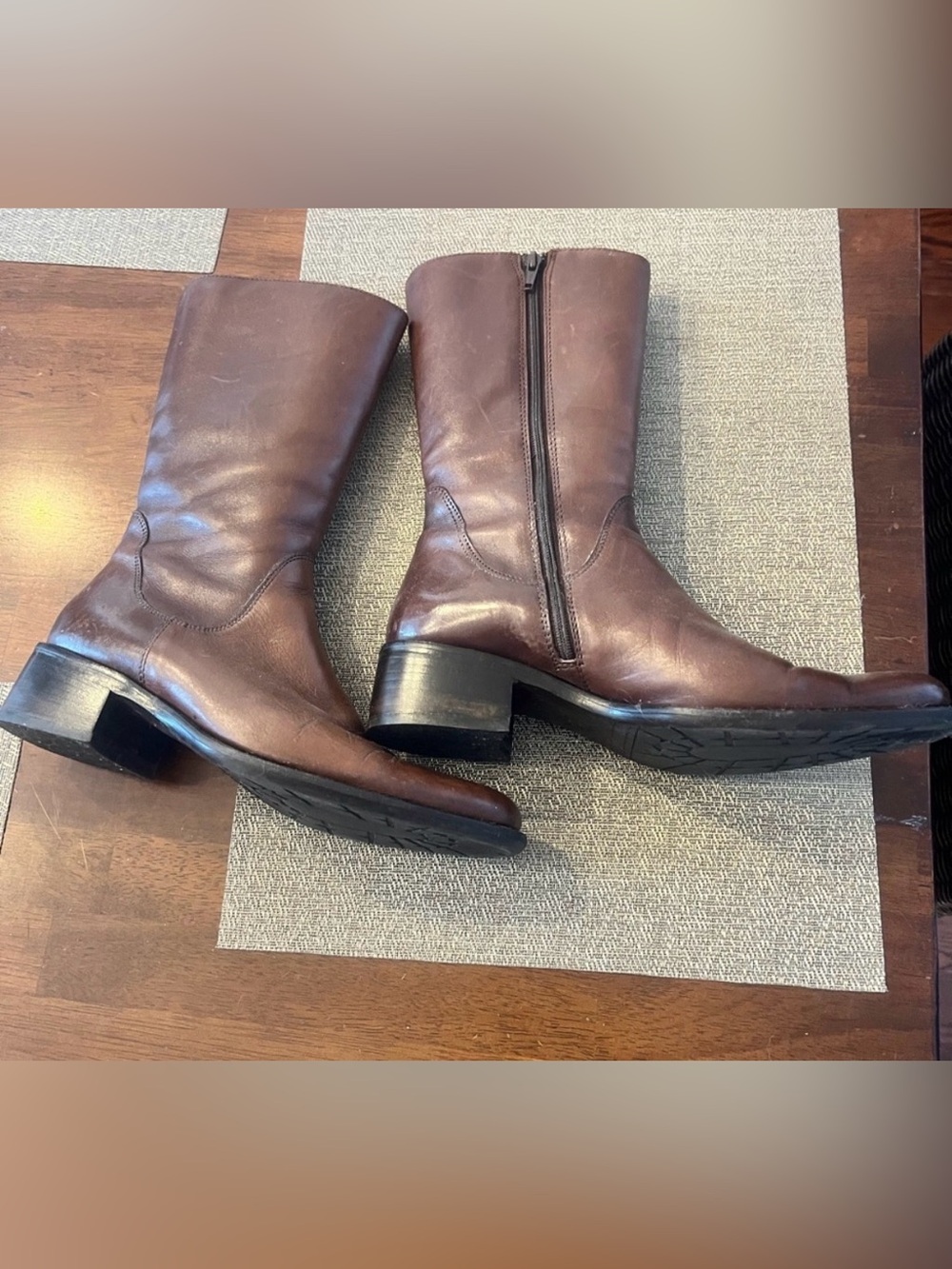 Mansfield‎ leather boots
